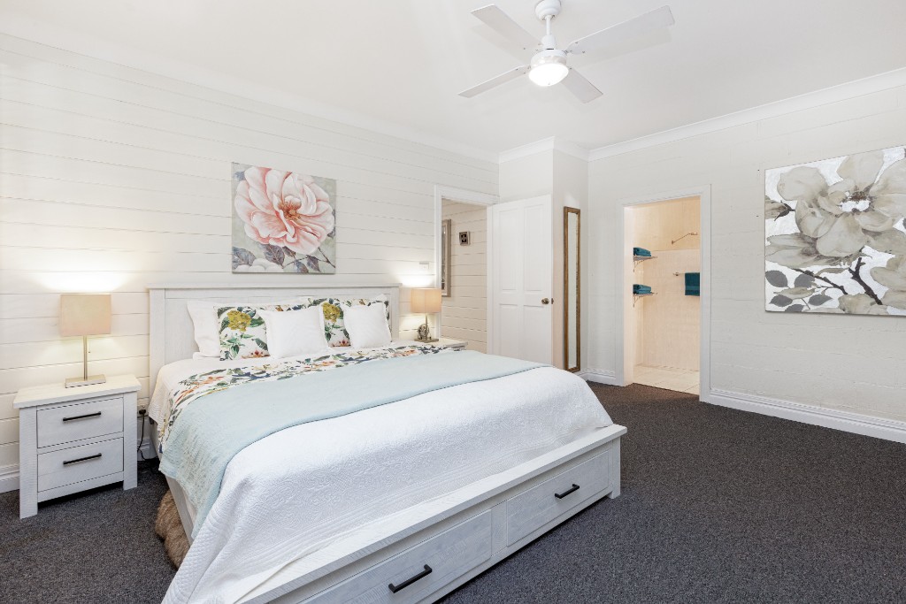 Ellington — bedroom